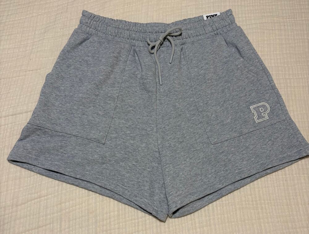 PINK Victoria’s Secret Gray High Rise Sweat Shorts NWT Medium Logo Pocket
